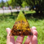 1Pc Tiger Eye Crystal Pyramid Life Tree Chakra Energy Orgone