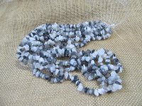 5Strands x 240pcs Natural Black & White Gemstone Loose Chip Bead