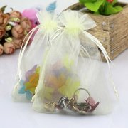 50Pcs Ivory Drawstring Jewelry Gift Pouches 23x17cm