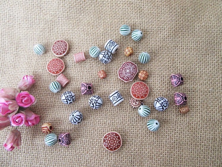 250g Tribal Pattern Beads Acrylic Bead Boho DIY Craft Mixed - Click Image to Close