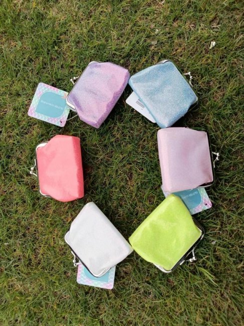 12Pcs Glitter Glossy Kiss Lock Coin Purse Mixed Color - Click Image to Close