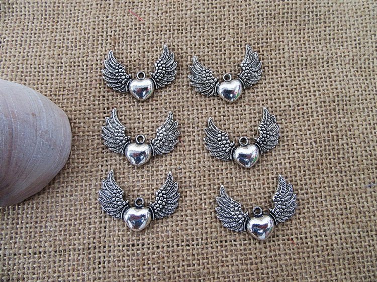 100Pcs New Winged Heart Beads Charms Pendants Jewellery Findings - Click Image to Close