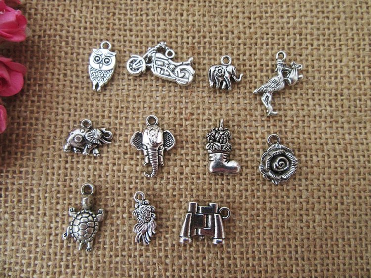 200Pcs Various Animal Etc Design Beads Charms Pendants Jewellery - Click Image to Close