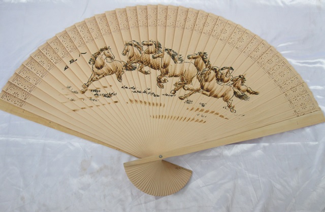 1Pc Wooden Sandal Fans Fragrance Scent 66cm For Decoration - Click Image to Close