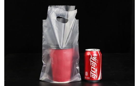 100 Plastic Carrying Bag For Soft Drink Beer Cans 275x1 - Click Image to Close