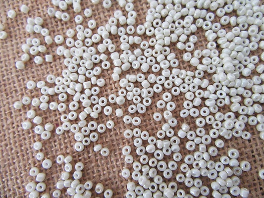 1Bag X 12000Pcs Opaque Glass Seed Beads 3mm Ivory - Click Image to Close