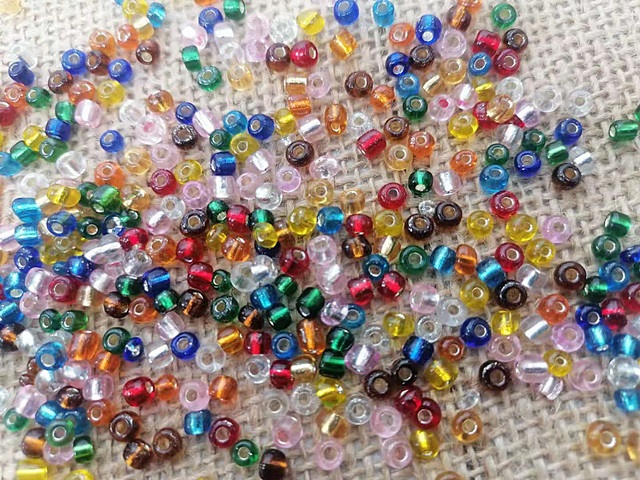 250g Glass Seed Beads Jewellery Making Mixed 3-5mm - Click Image to Close