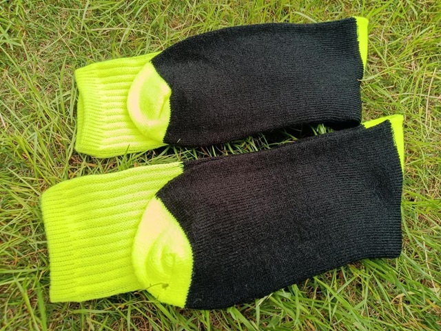 3Prs Workwear Socks Crew Length for Men 6-10 AU Size - Click Image to Close