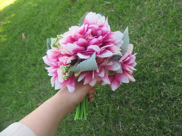 1Bunch x 16Pcs Artificial Silk Flower Bridal Wedding Bouquet Set - Click Image to Close