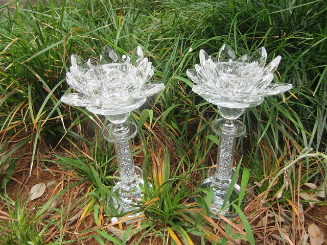 2Pcs Crystal Glass Lotus Flower Centerpiece Tall Candle Holder - Click Image to Close