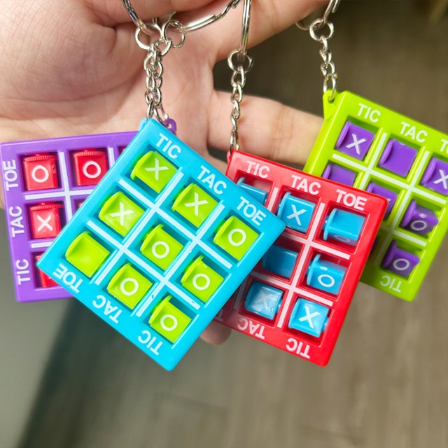 10Pcs Pocket Size Travel Game Tic Tac Toe Key Chain - Click Image to Close